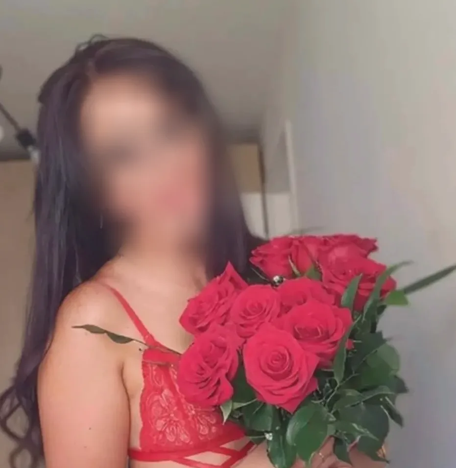 Aroa, 31 años