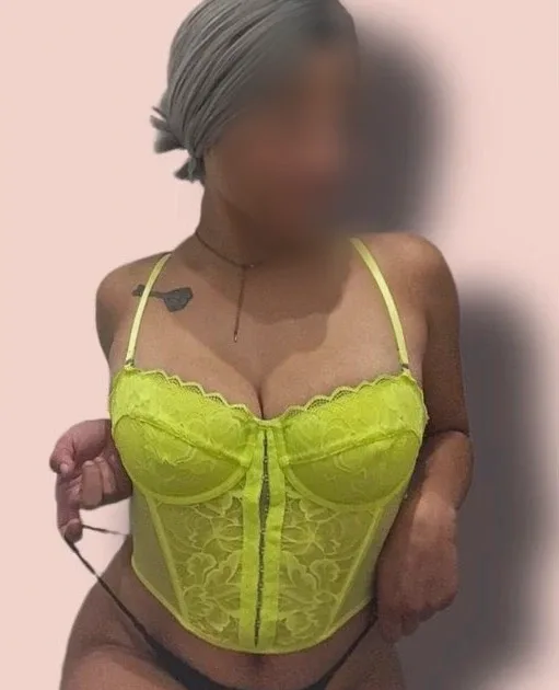 Uxía, 27 años